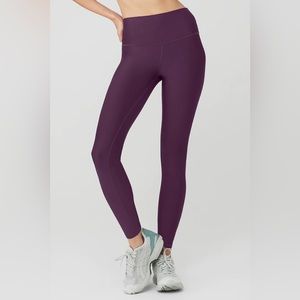 Alo Yoga High Rise Airlift Legging size L - Plum NWT